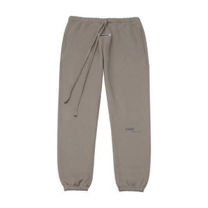 Essentail Short Mens Designer Pants EssentialClothing Pantoufle Solid Color и белые спортивные штаны для мужчин jogger Essentialiste Cortez Cargo FC39