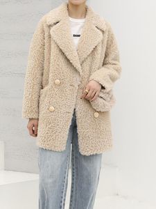 Fur Menina Bonita 2022 New Luxury Winter Jacket Women's Coat DoubleBreasted Woven Real Natural Wool Fur Lapel暖かいルーズアウター