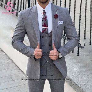 Мужские костюмы Blazers Fashion Beed Beece Late Late Suits для мужчин Slim Fit 3 Piece Jacket Pants Set Male Business Blazer Формальный жених Свадебная вечеринка смокинг 230503