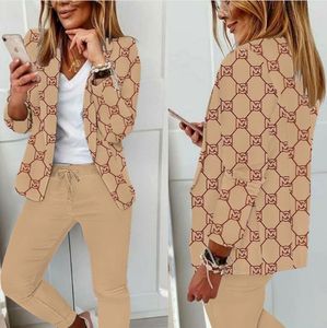 Femme Tracksuits رسمية هندسية طباعة سترة سراويل المكتب سيدة الملابس الخريف الفاخرة الفاخرة نساء قطعتين مجموعة سلسلة طباعة السراويل المعطف مجموعات بدلة