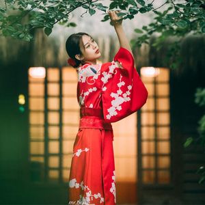 Этническая одежда Женщины Традиционные японские юката кимоно с цветочными принтами Obi