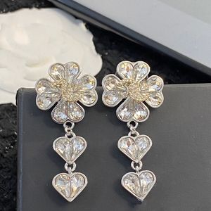 C Earing Designer Für Dame Frauen Mode CCity Ohrstecker Internet Berühmtheit Popularität Dinnerparty Schmuck Frau Hochzeit Gold Ohrringe 553