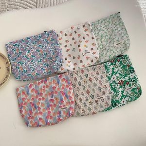 Cosmetic Bags Cute Floral Cotton Makeup Handbags Lipstick Sundries Portable Storage Bag Women Wallet Organizer Pouch Pencil Cases