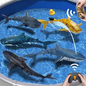 Elettrico RC Animali Rc Animale Robot Simulazione Squalo Scherzo elettrico Giocattolo per bambini Ragazzo Bambini Piscina Acqua Nuoto Sottomarino Barca Telecomando Pesce 230503