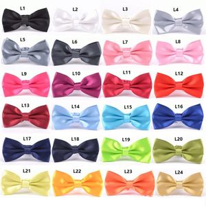 Moda Erkek Kadın Polyester İpek Bowtie Düz Renk Metal Toka Boy Bow Ties Yüksek Kaliteli Ayarlanabilir Çat Bağlantı Optio261K