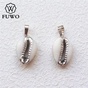 Pendant Necklaces FUWO Carved Cowrie Pendants With Silver Plated Fashion Genuine Conch Shell Jewelry Supplies Wholesale PD547