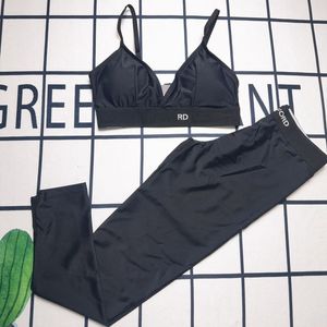 23ss Designer Womens Tracksuits Bikini Swimsuits 2 Piece Pants Set Vest Shorts Summer Fashion Sweatshirt Slim Breathable Fitness Outfits 377