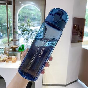 Tumblers Water Bottle Sport för vuxna och barn Män kvinnor Transparent vattenflaska gjord av EDIBLEGRADE Plastföremål 230503