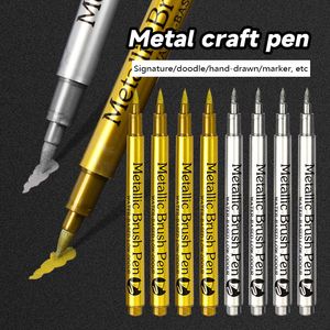 Markers 13Pcs Brush Metallic Marker Pens Set Gold Silver White Permanent Art for Artist Illustration Crafts Scrapbooking Fabric 230503
