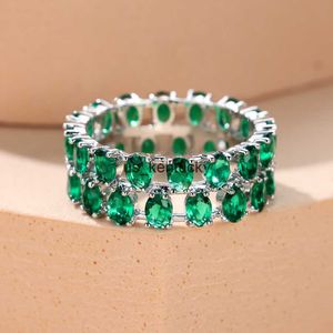 Bandringar Vintage Oval Green Stone Rings for Women Silver Color Luxury Full Zircon Wedding Bands Lober Engagement Party Ring Smycken