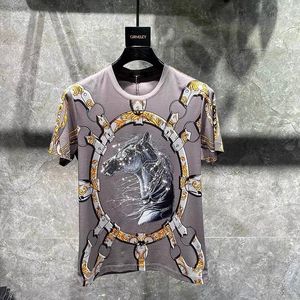 Camisetas masculinas de verão Luxo 3D Chain de ouro impressa Marca barrocas T-shirt cavalo real Horse Shiny Diamond Hip-Hop Classic Top Short Short