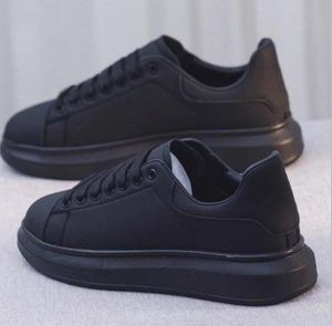 Fashion Luxury Leather Dress Shoes Man Sneakers Shoes White Black Trainers Famous Brands Comfort Outdoor Trainers Women omen Casual Walking outdoor shoe