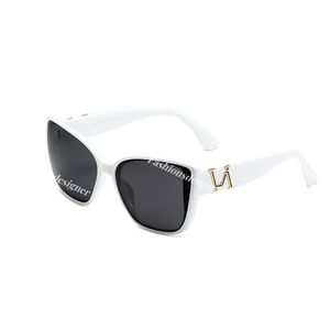 Dams solglasögon kvinnors solglasögon designer symbol solglasögon Alla hjärtans solglasögon klassiska Sun Glass Black Eyewear UV -skydd Solglasögon med fodral