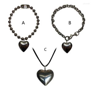 Colares pendentes Moda Hyperbole Punk Colar Big Love Heart For Women H8WF