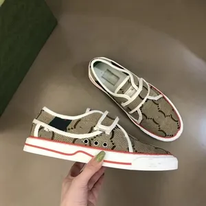 Designer Tennis 1977 Sneakers Scarpe in tela Donna Uomo Mocassino Bianco Blu Verde Nastro adesivo multicolore Suola in gomma Lettera Ricamo Scarpa casual 07