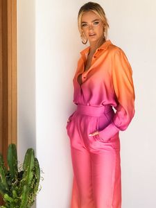 Koszula dla kobiet kolorowy gradient satynowa koszula 2 -częściowy moda z długim rękawem bluzki klapowe zestaw 2023 Sprężyny Panie Pants Suit 230504