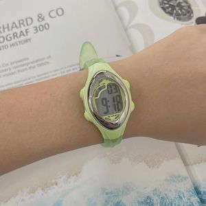 Wristwatches GOLDEN 2023 Fashion Classic Digital Ladies Student Sports Timing Alarm Clock Waterproof 100m Swimming Diving Watch AE