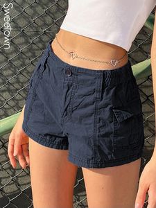 شورتات المرأة الحلوة Sweetown Low Weist Stitch Y2K Mini Shorts Women Pockets Cargo Streetwear Short Woven Pants Outfits Summer Summer Outfits 230504