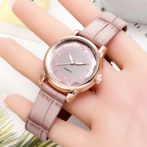 kwarcowe zegarek na rękę na rękę luksusowy prosta moda mody swobodne dzikie pasy zegarek damski hojny temperament ze ręką na rękę