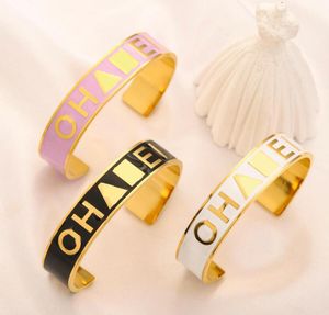 Fashion Brand Design Letter Bracelets High Quality Stainless Steel 18K Gold Plated Bangle Solid Color Acrylic Metal Bracelet Men Women Lovers Valentine Day Jewelry