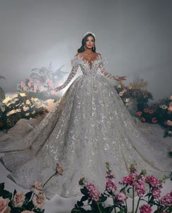 Exquisite Ball Gown Wedding Dresses V Neck Long Sleeves Sequins Appliques Beaded Floor Length Ruffles Diamonds Pearls Bridal Gowns Plus Size Vestido de novia