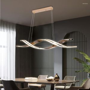Żyrandole LED Restauracja żyrandol pasek nowoczesny minimalistyczny 2023 Lekkie luksusowe czarne długie lampa stołowa z jednym słowem