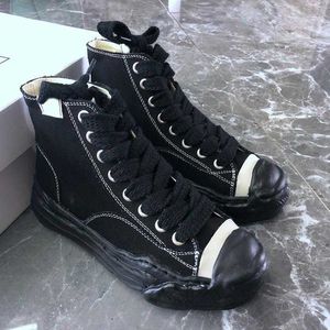 Maison mihara yasuhiro sapatos dissolvidos masculinos e mulheres rindo sapatos de tela mmy sapatos de solu -solada grossa