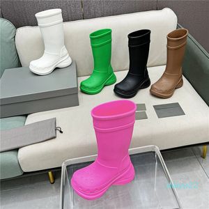 Designer Women Boot Rain Boots 20mm Lång Eva Rubber Knee High Booties Brown Bright Pink Black Womens Shoes Rainboots Storlek 35-45