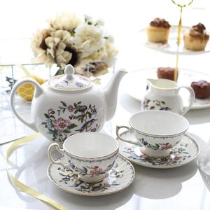 Чашки блюдцы британская канарская посуда для чайной чашки блюдка Set Teapot Dessert Stand Plate Plate Tool Bow