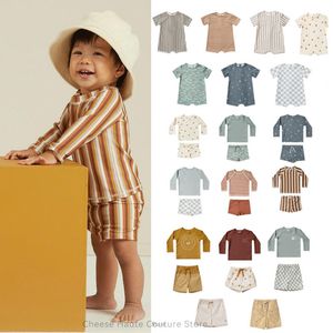 衣料品セットRC男の子の水着112Y夏のブランドキッズシンプルな花の縞模様のパターン幼児学習水泳入浴スーツ230504