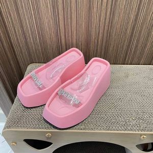 Moda Kadın Yaz Sandalet Pompaları Gianvito Rossi Kama Terlik İtalya İtalyan Lady Clear Pvc Slayt Tasarımcısı Düğün Partisi Hediye Kama Sandal Yüksek Topuklu Kutu Eu 35-40