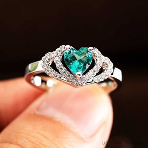Pierścienie zespołu moda kryształ zielony cyrkon w kształcie serca pierścionki dla kobiet różowe złoto eleganckie pierścionki zaręczynowe Prezent biżuterii