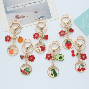 Creative Avocado Strawberry Keychain Gift Söt frukt Cherry Student ryggsäck nyckelringar smycken hänge i bulk