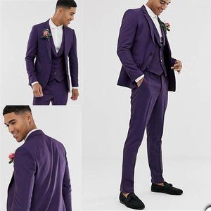 Ternos masculinos Blazers Ternos masculinos Moda Os jovens homens de casamento Tuxedos Groom Custom 3 Peças Definir Groomsmen Purple Slim Fit Party Blazer 230505