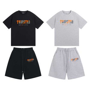 Designer Fashion Clothing Tees Tshirt Trapstar Orange Grey Towel Embroidery Fashion Brand Loose Casual Men's Women's Fashion Short Sleeve Shorts Set for Men