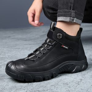 Stivali con plateau alla moda per uomo Sneakers tattiche nere Uomo invernale con suola in gomma da lavoro Stivaletti da uomo Designer Scarpe da trekking