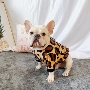 Bluzy francuskie ubrania buldog seksowne lampart z kapturem bluzę z kapturem tshirt pug ubranie pudle pomeranian schnauzer welsh corgi kostium dla zwierząt domowych