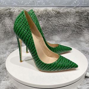 Sukienka buty noenename_null-12cm zielone kamienne obcasy. Fabryka eksport ciemny spiczasty palce kobiet seksowna pompa plus mały rozmiar 44 45 cm