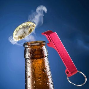 DHL Portable Beer Bottle Opener Keychain Pocket Aluminium Beer Can Opener Beer Bar Tool Gadgets Summer Beverage Apportions Partihandel 0902