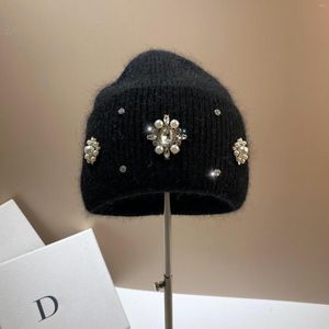 Berets Designer Brand Women Luxury Rhinestones Knitted Hat Autumn Winter Fur Beanie Cap Female Thicken Warm Skullies Caps