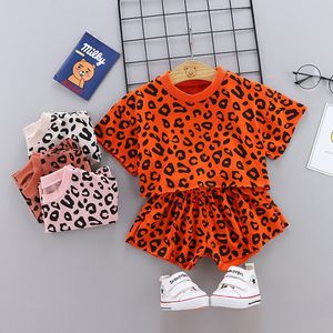 Baby flickor kläder leopard tryck bomull barn kläder flickor t-shirts set sommar småbarn pojkar kläder spädbarnssport 2 st-uppsättningar