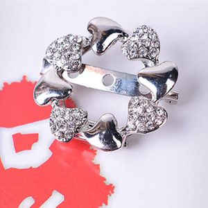 Spille Vintage placcato argento strass spilla fiore spilla gioielli in cristallo accessori per abiti per donna sciarpa fibbia a duplice uso