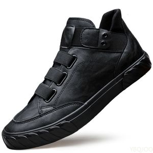 Klänningskor Herrläderskor Korean Trend Bekväm loafer män skor brittiska modemän hög topp sneakers moccasins män 230504