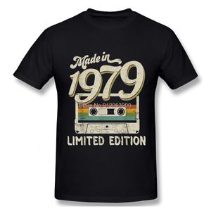 1979'da yapılan erkek tişörtleri sınırlı sayıda 42. doğum günü kaset tshirt adam tişört kadın harajuku sokak kıyafeti 230506