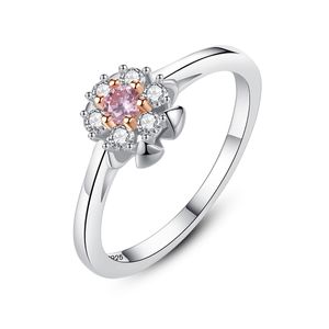 Charming Zircon Flower Diamond Ring Women Fashion Luxury Brand Super Sparkling Zircon S925 Silver Wedding Ring Wedding Wedding Party Jewelry