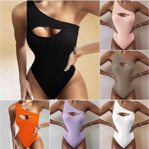 Qian Clothing Costume da bagno bikini sexy tinta unita monospalla femminile