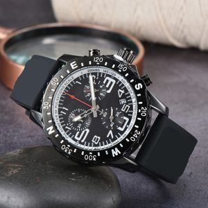 2023 NYHET MENS Titta på Quartz Luxury Navitimer B01 Dial Brand Chronograph Belt Steel Strap Högkvalitativ armbandsur Bra20