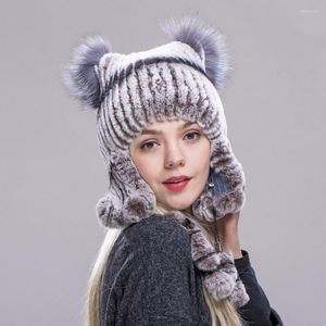 Boinas de chapéus altos de qualidade Mulheres russas Bombardeiro quente com proteção de pêlo prateado para o rex de inverno genuíno