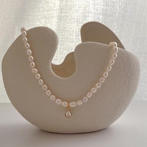 Collane con ciondolo Minar Insolita collana di perline di perle d'acqua dolce naturali per le donne Goccia d'acqua quadrata con zirconi scintillanti all'ingrosso