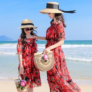 Family Matching Outfits Mother's Dress Parent-child Costume Dress Summer Beach Dress For Girls Dress Seaside Holiday Chiffon Dress 230506